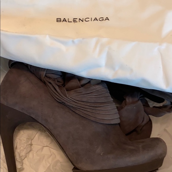 Balenciaga Gray/Graphite Size French 39 - Picture 9 of 9